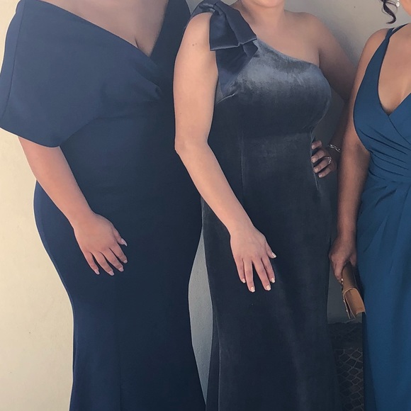 Bow one-shoulder velvet gown Eliza J - Picture 2 of 2